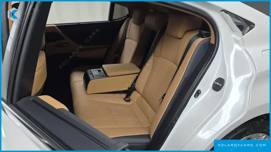 LEXUS ES EXECUTIVE