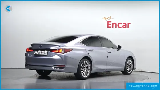 LEXUS ES LUXURY PLUS