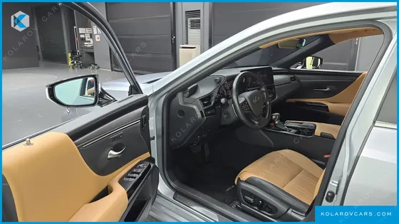 LEXUS ES LUXURY PLUS