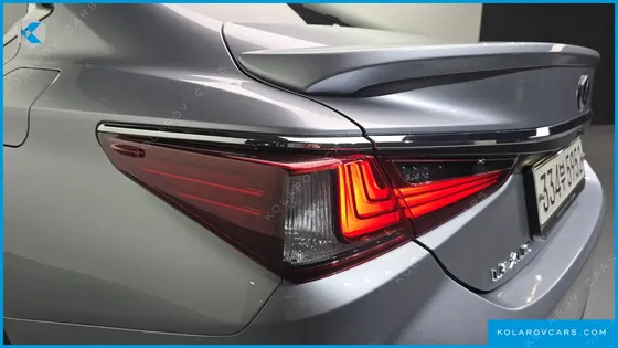 LEXUS ES LUXURY PLUS