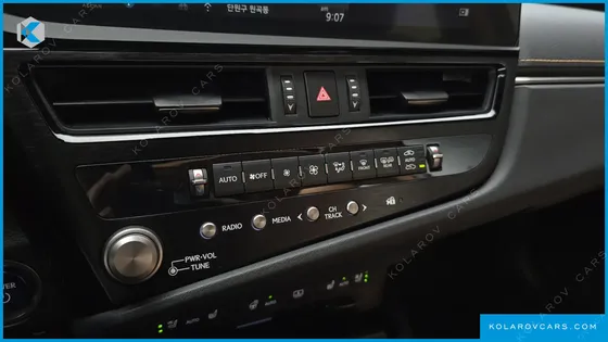 LEXUS ES LUXURY PLUS