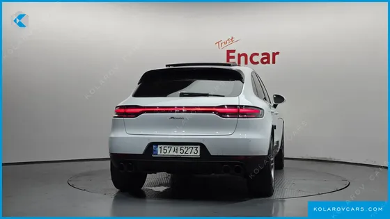 PORSCHE MACAN 2.0