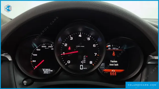 PORSCHE MACAN 2.0