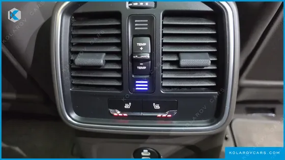 PORSCHE MACAN 2.0