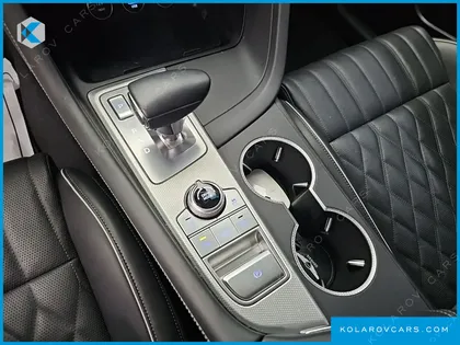 GENESIS G70 GASOLINE 2.5T 4WD