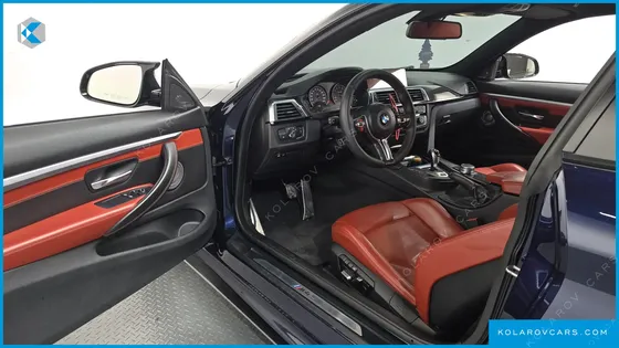 BMW M4 M4 COUPE