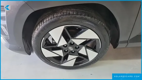 HYUNDAI KONA GASOLINE 1.6 TURBO 2WD