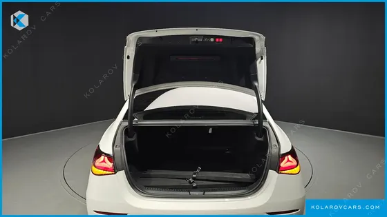 MERCEDES E-CLASS E200 AVANTGARDE