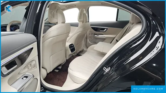 MERCEDES E-CLASS E300 4MATIC EXCLUSIVE
