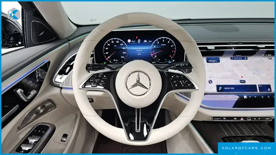 MERCEDES E-CLASS E300 4MATIC EXCLUSIVE