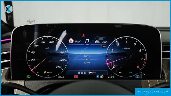 MERCEDES E-CLASS E300 4MATIC EXCLUSIVE