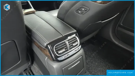 GENESIS G90 3.3 T AWD