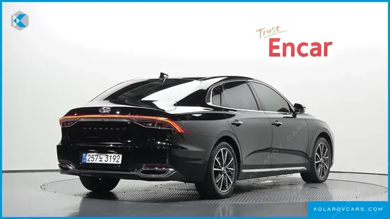HYUNDAI GRANDEUR 3.0 LPI RENT CAR