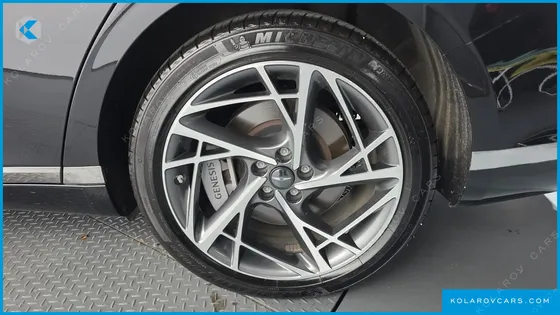 GENESIS G90 GASOLINE 3.5 TURBO AWD