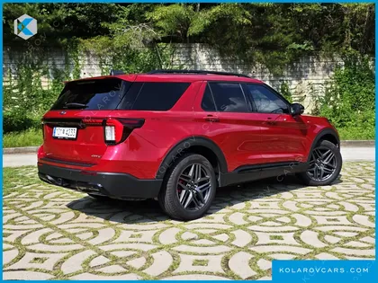FORD EXPLORER 2.3 ST-LINE 4WD
