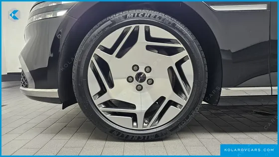 GENESIS G90 GASOLINE 3.5 TURBO E-S/C AWD LWB