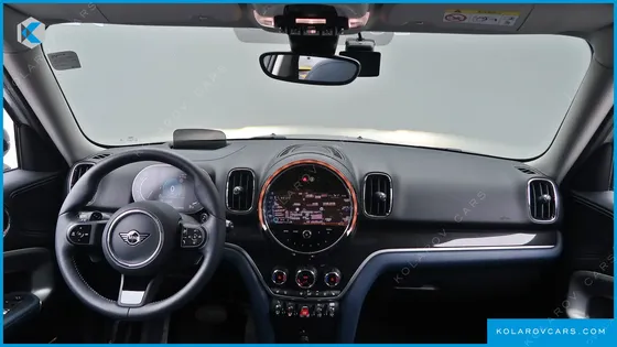 MINI COUNTRYMAN ALL4 CLASSIC LAUNCH PACK