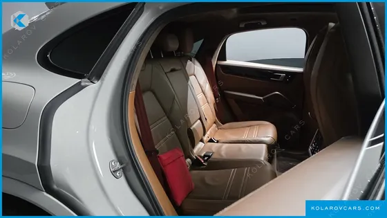 PORSCHE CAYENNE 3.0 COUPE