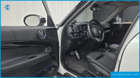 MINI COUNTRYMAN CLASSIC
