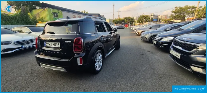 MINI COUNTRYMAN CLASSIC PLUS LAUNCH PACK
