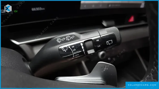 KIA CARNIVAL HEV 7SEATER NOBLESS