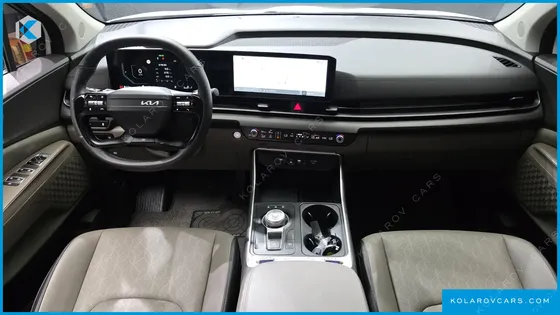 KIA CARNIVAL DIESEL 9-SEATER PRESTIGE
