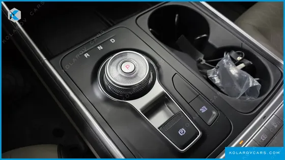 KIA CARNIVAL DIESEL 9-SEATER PRESTIGE
