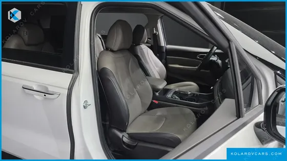 KIA CARNIVAL DIESEL 9-SEATER PRESTIGE