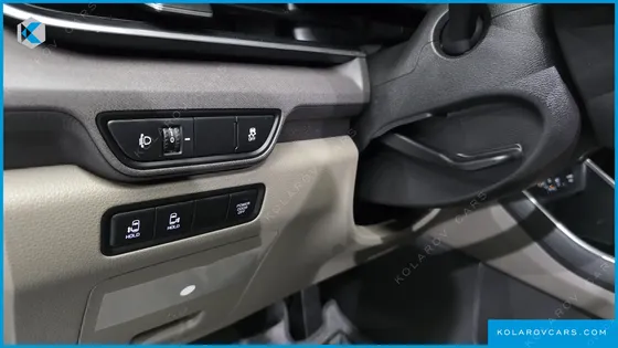 KIA CARNIVAL DIESEL 9-SEATER PRESTIGE