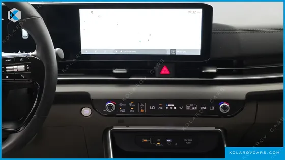 KIA CARNIVAL DIESEL 9-SEATER PRESTIGE