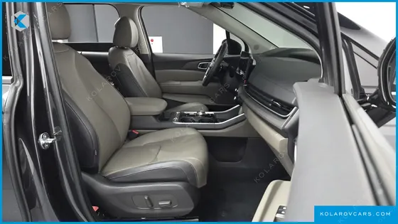 KIA CARNIVAL DIESEL 7-SEATER NOBLESSE