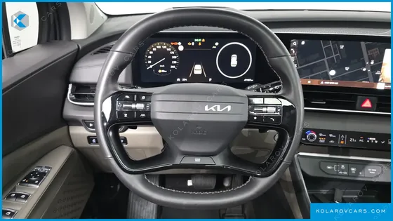 KIA CARNIVAL DIESEL 7-SEATER NOBLESSE