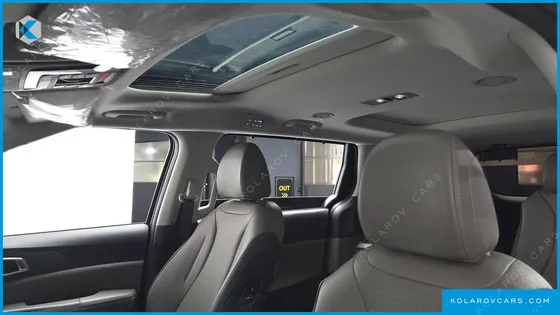 KIA CARNIVAL DIESEL 7-SEATER NOBLESSE