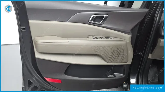 KIA CARNIVAL DIESEL 7-SEATER NOBLESSE