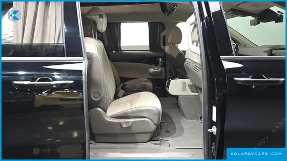 KIA CARNIVAL HEV 9-SEATER HI-LIMOUSINE