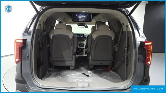 KIA CARNIVAL HEV 9-SEATER HI-LIMOUSINE