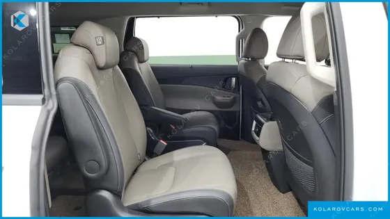 KIA CARNIVAL DIESEL 9-SEATER NOBLESSE