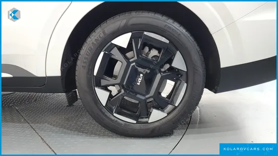 KIA CARNIVAL DIESEL 9-SEATER NOBLESSE