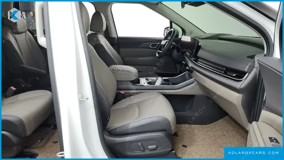 KIA CARNIVAL DIESEL 9-SEATER NOBLESSE