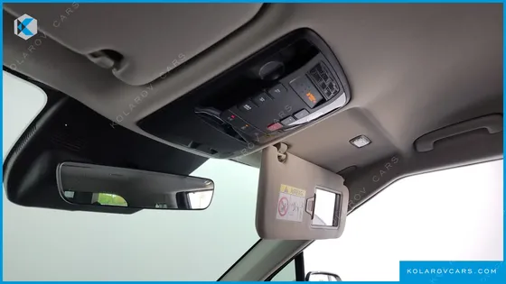 KIA CARNIVAL DIESEL 9-SEATER NOBLESSE