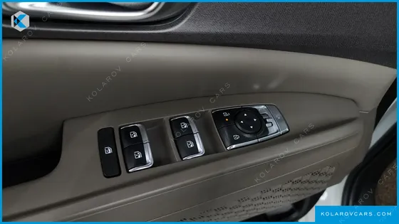 KIA CARNIVAL DIESEL 9-SEATER NOBLESSE
