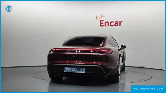 PORSCHE TAYCAN 4S