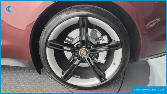 PORSCHE TAYCAN 4S