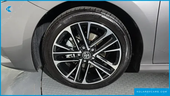 TOYOTA CAMRY 2.5 XLE PREMIUM HYBRID