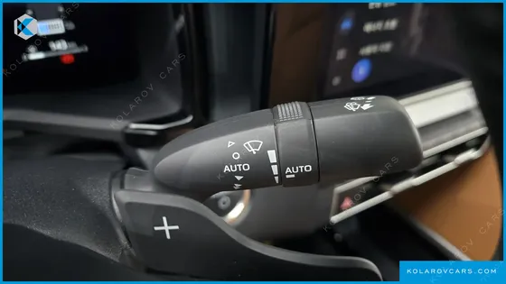 TOYOTA CAMRY 2.5 XLE PREMIUM HYBRID