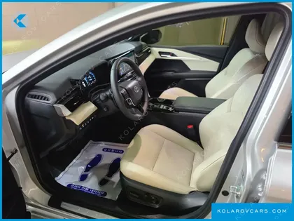 TOYOTA CAMRY 2.5 XLE PREMIUM HYBRID