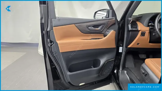 TOYOTA ALPHARD 2.5 HEV EXECUTIVE AWD