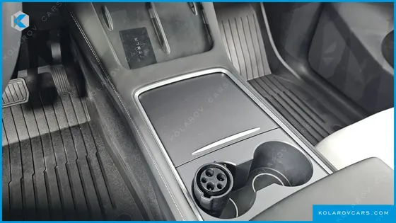 TESLA MODEL Y RWD