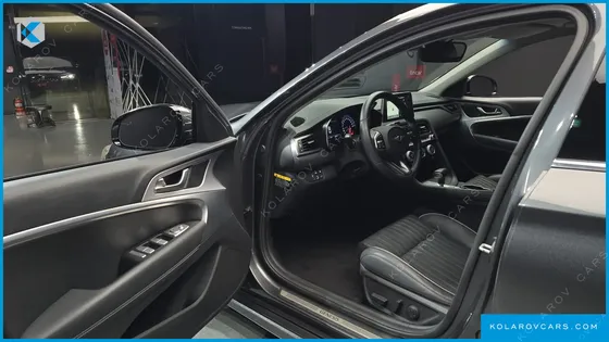 GENESIS G70 2.0T