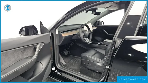 TESLA MODEL Y LONG RANGE AWD